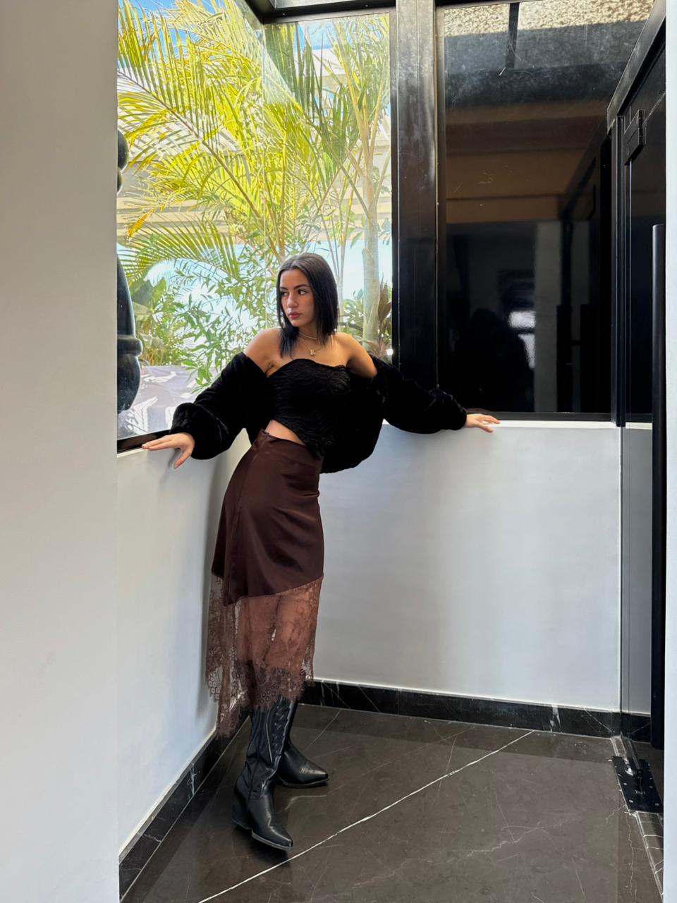 The lacey skirt