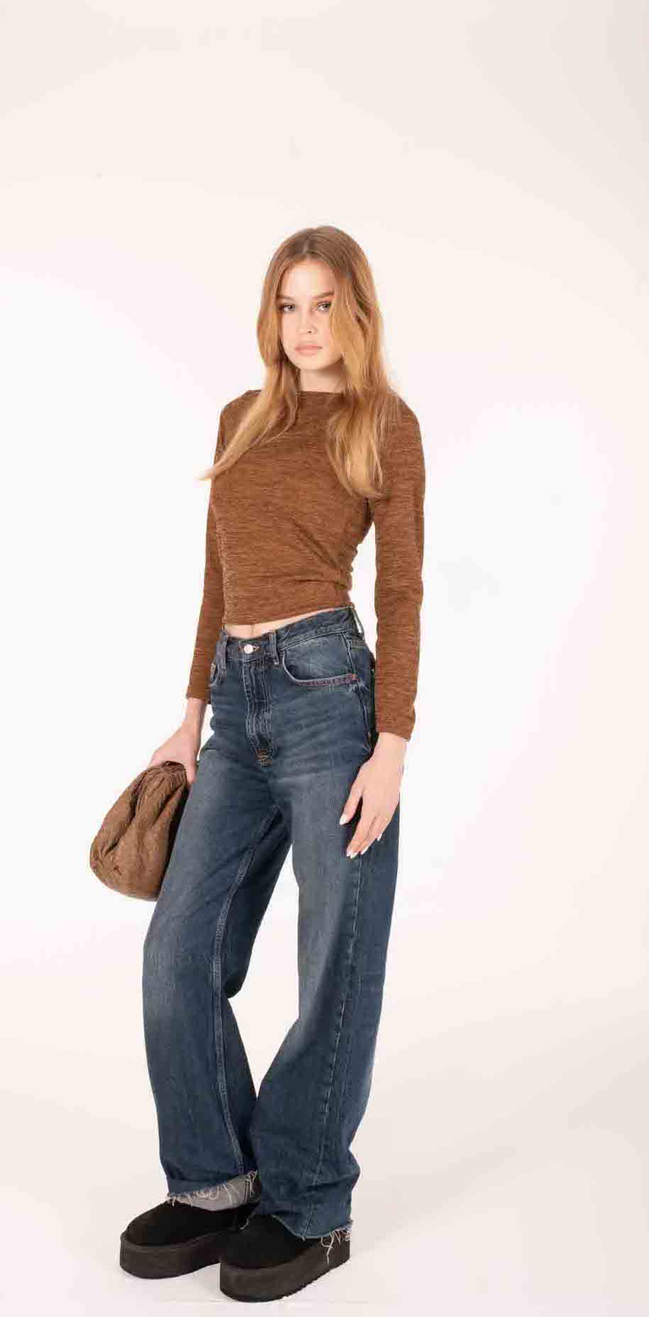 The neckline shirt